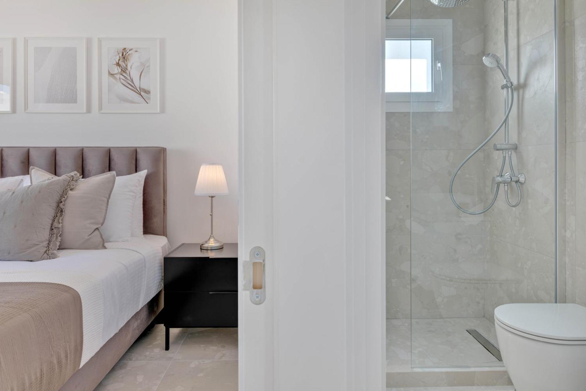 Phaedrus Living: Seaview Luxury Flat Limnaria 150 Paphos Exterior foto